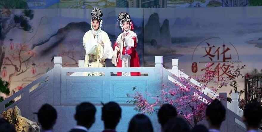  齐聚文化之夜 感受天津魅力