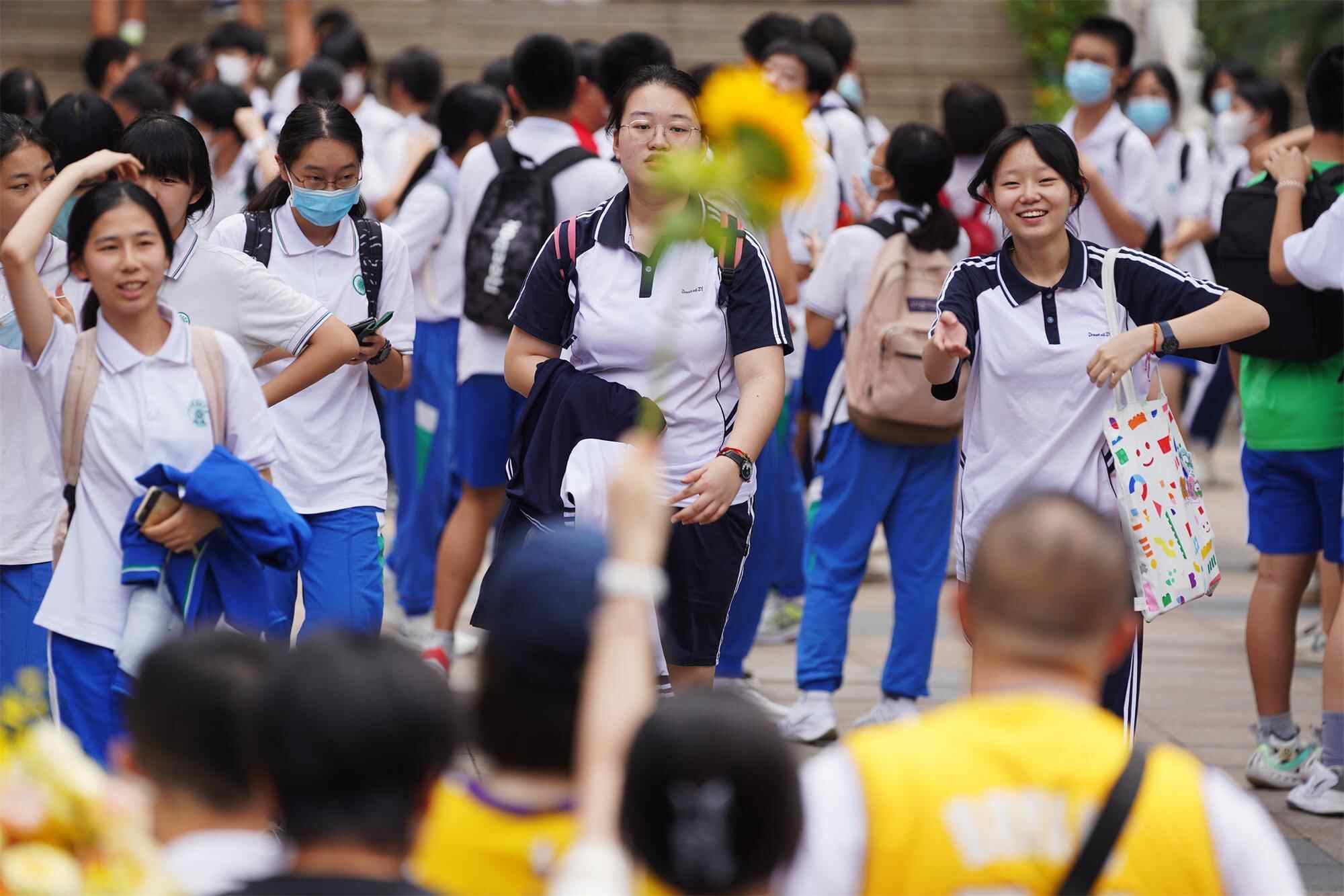 早读 | 7月起一批新规将施行；2025年广州中考今日开考