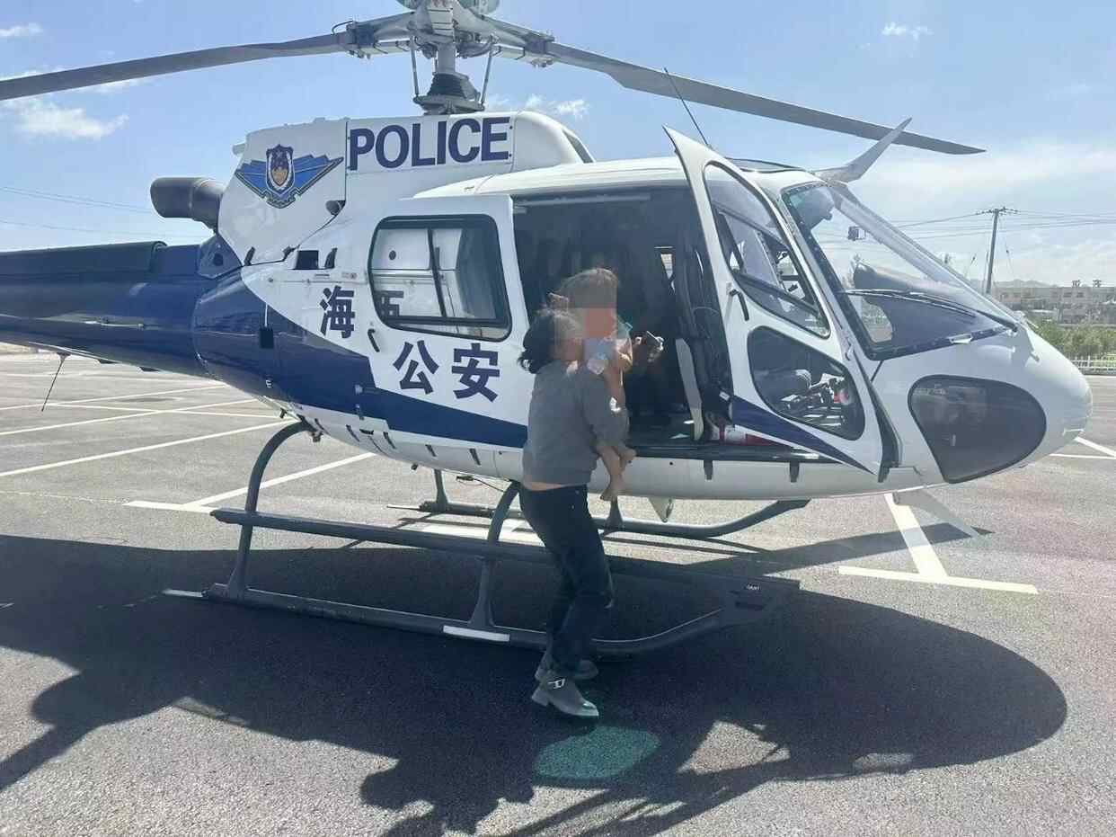 在青海田园地区，一个1半的男孩丢失并康复。事