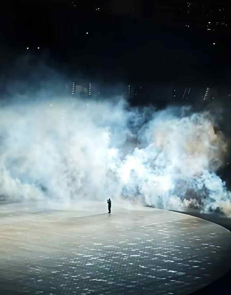 一位女士抱怨说，她花了2680元来观看“坎耶”音