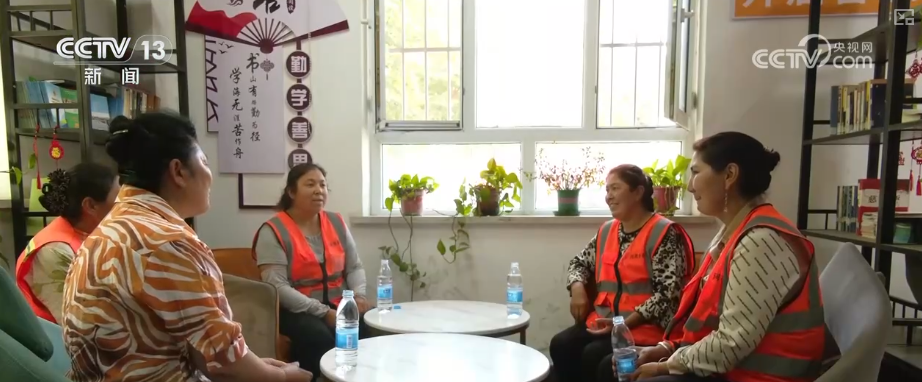 各种娱乐的服务应对审判的“烘焙”，增强人们