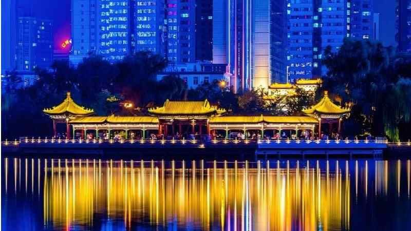 [FA以相同的方式运行三个Jins e-law]