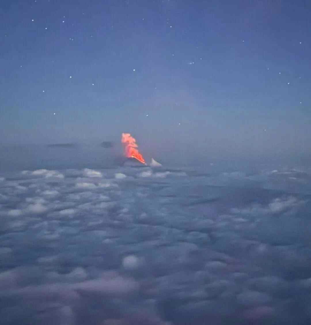 克鲁彻夫的火山在俄罗斯的坎奇特卡半岛发生8