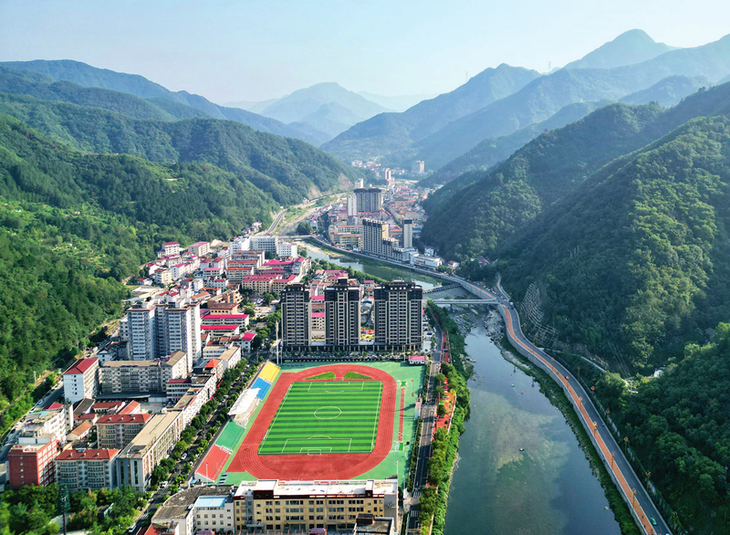 lookout丨foping：在QINLING山上取上“网”