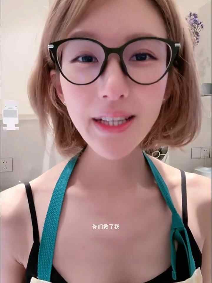 现场广播不会关闭汽油，并被网民提醒。 Zhao L