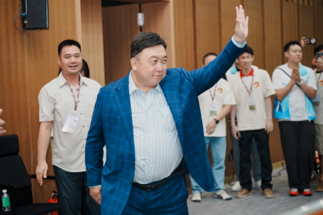 邦孔 - 西格！ Wang Jing谈论Stephen Chow尚未结婚