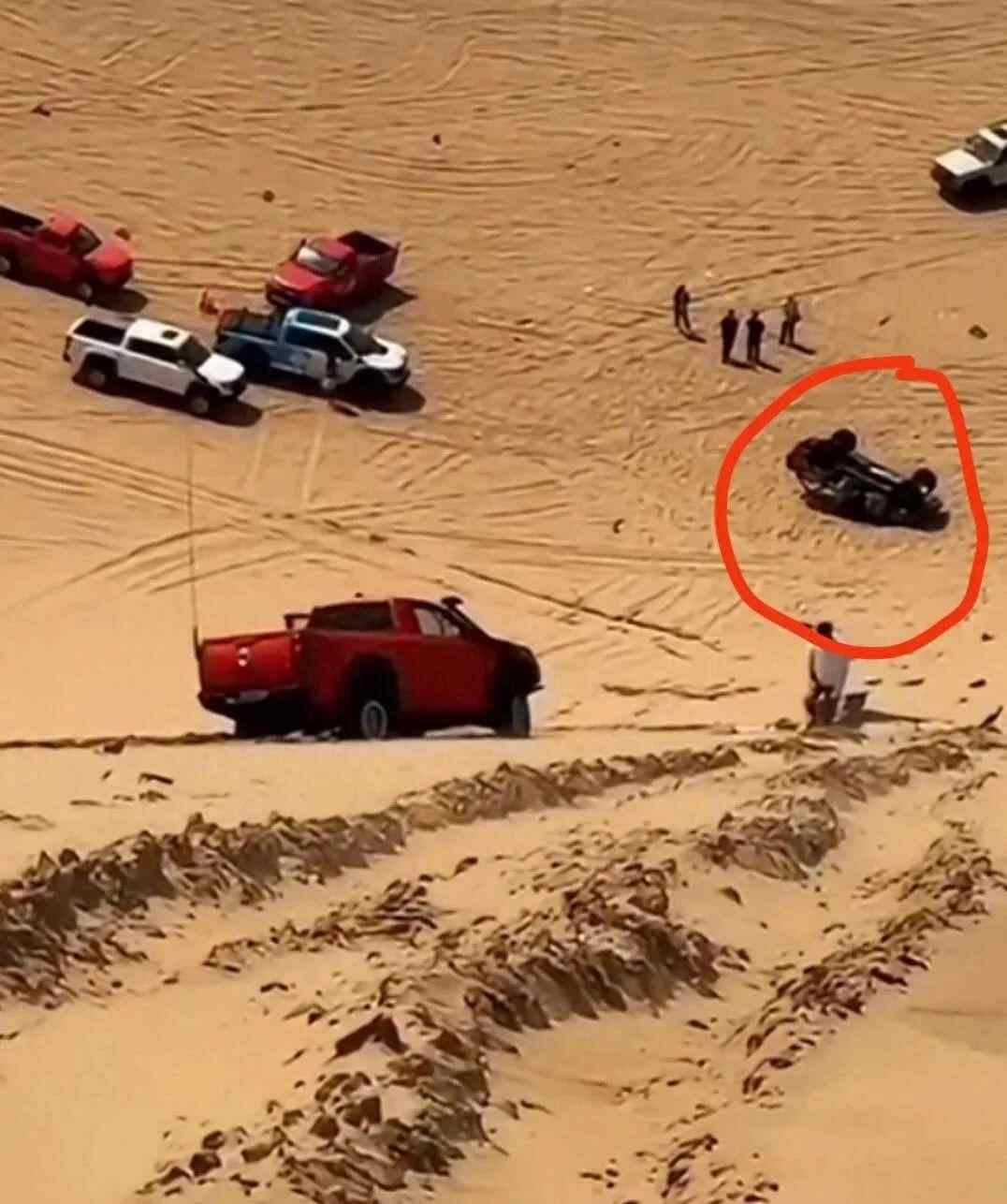 互联网名人博客作者不在沙漠之路，他的汽车在