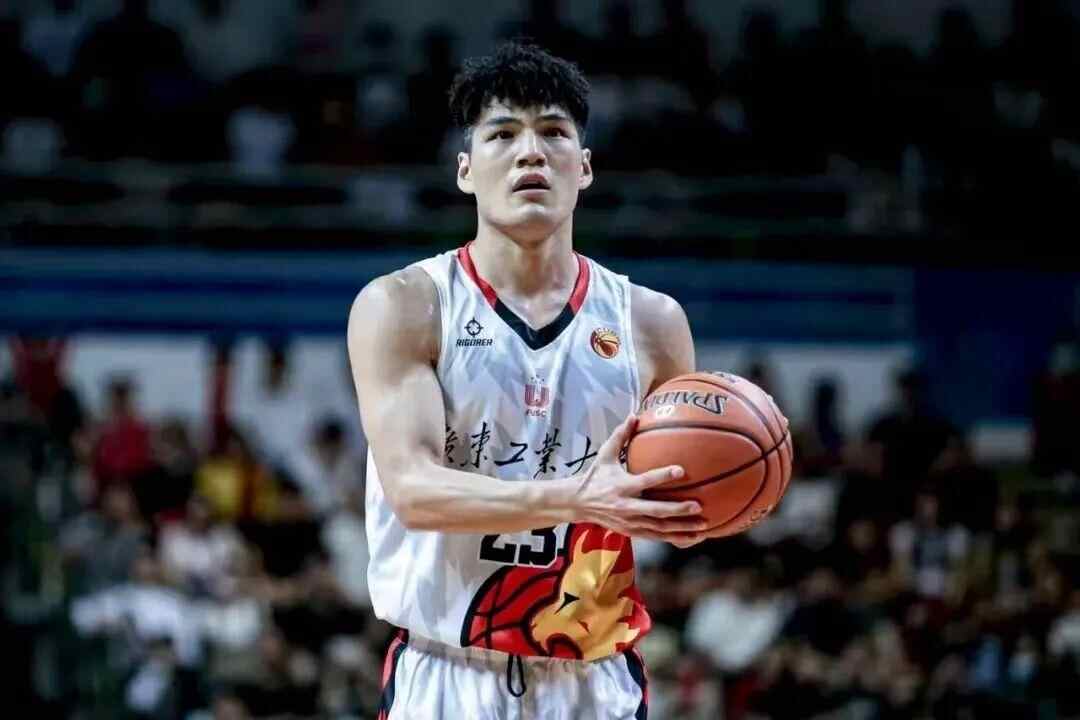 终于修复了！ Chen Guohao确认将加入广州龙狮子，