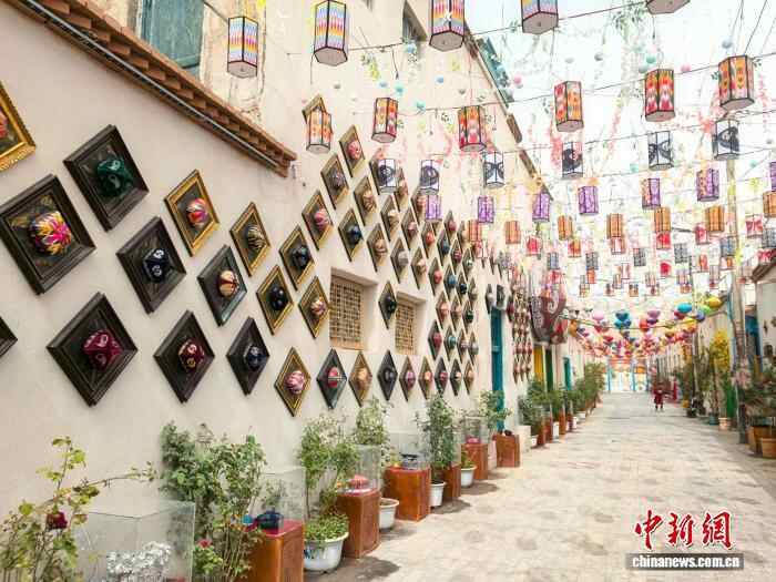库卡（Kuqa）在新疆的老胡同正在成为一个新的场