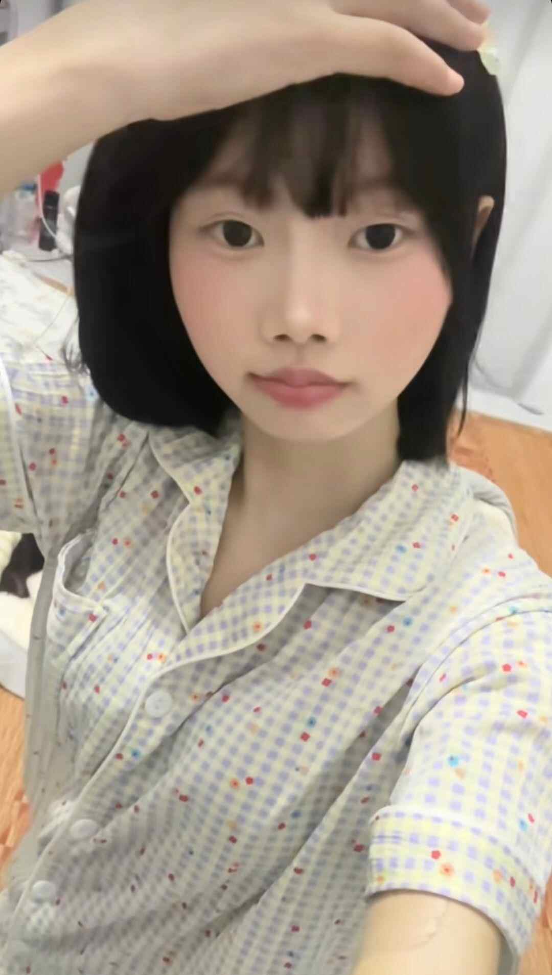 对不起！不幸的是，这个女孩死于白血病。从诊