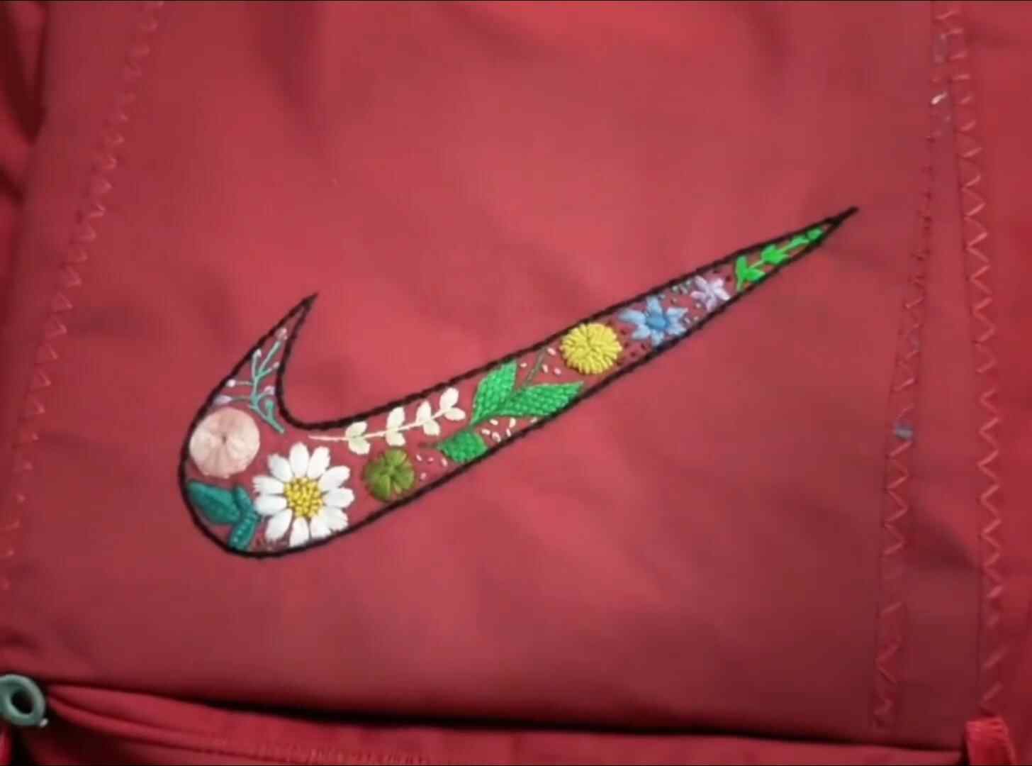 “最大的奢侈是爱！”该男子在8年前缝制了母亲