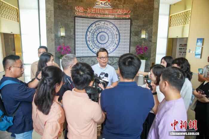 中东特种商品聚会中心促进了与中东人民的深入