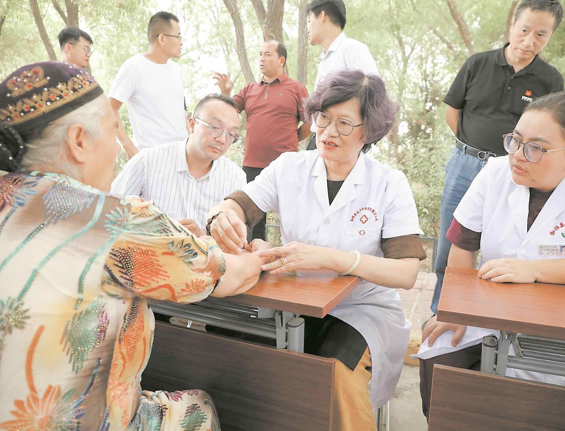 名医进疆，从“万里送医”到就地建设“国家队”