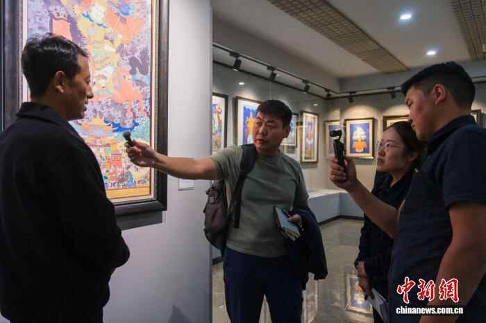 前往外国媒体前往西藏：感受到高原的真正发展