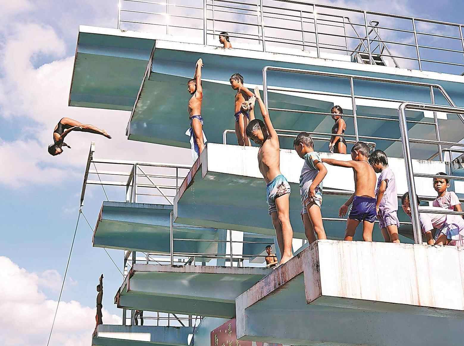 “跳水之乡”湛江 除了“水花消失术”还有很多技能