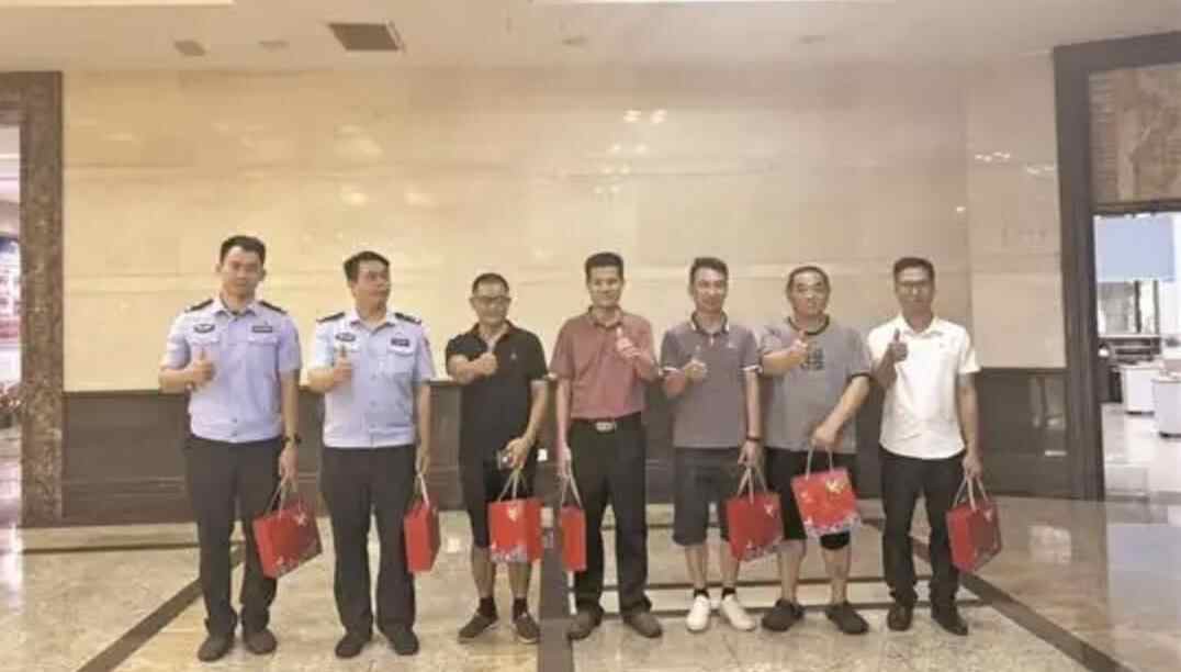 东莞公安：以生命守护生命 用担当诠释使命 在平凡的岗位上书写着不平凡的为民故事 