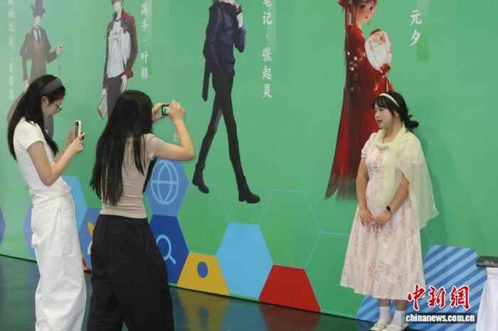 文化观察：为什么外国人对中国在线文学的“概