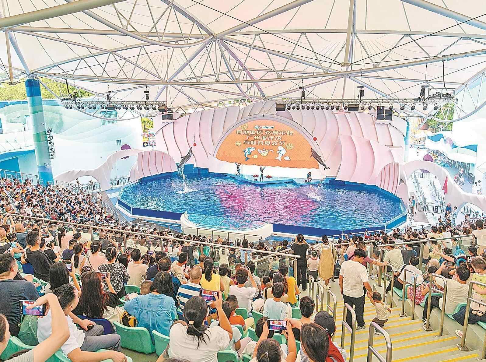 8天长假广东揽客6517.6万人次 多元体验满足需求