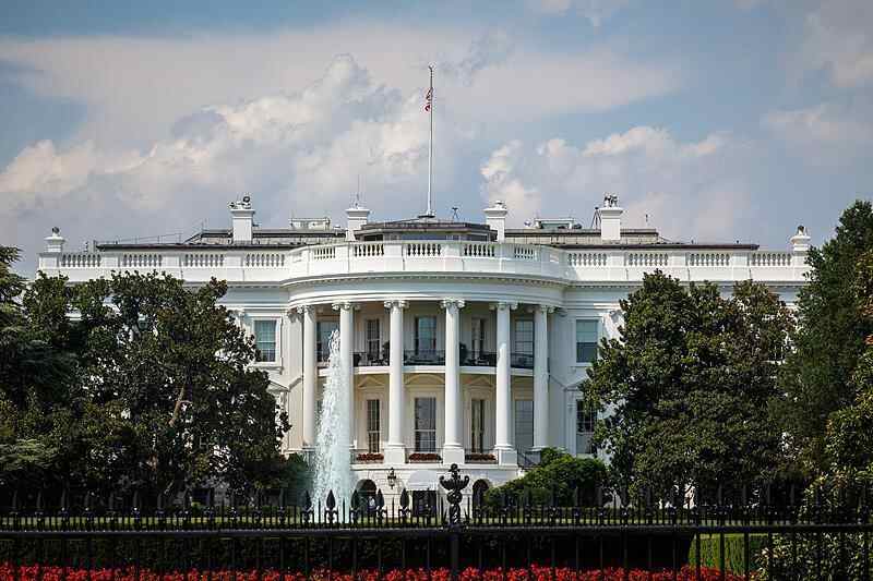 民意调查：两党都将指责美国政府关门