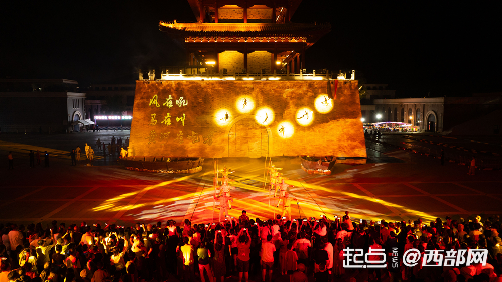 红星闪耀中国｜金延安里璀璨之夜沉浸式演出让