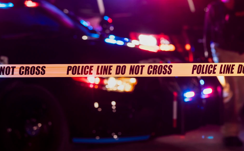 美国马里兰州发生汽车冲撞人群致1死13伤的事件