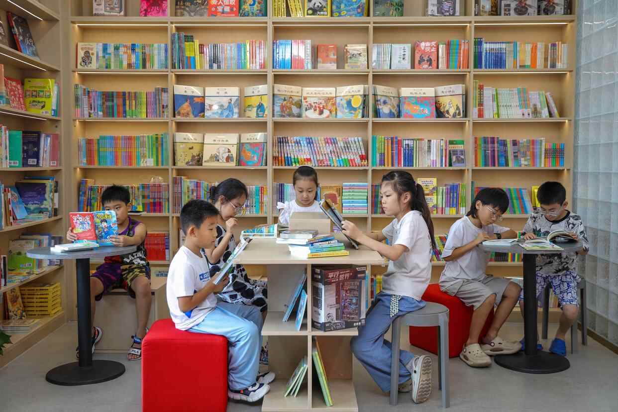 育儿“外包”！大学生当临时家长，3小时赚300元