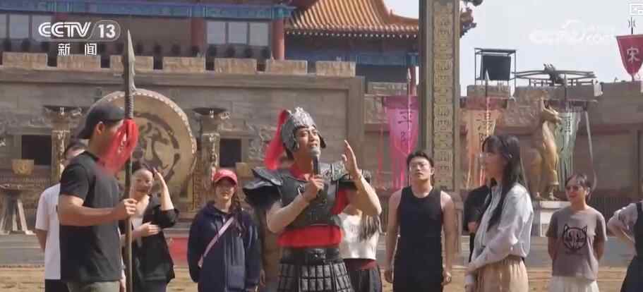 前三季度服务消费改善“文旅融合+科技赋能”活