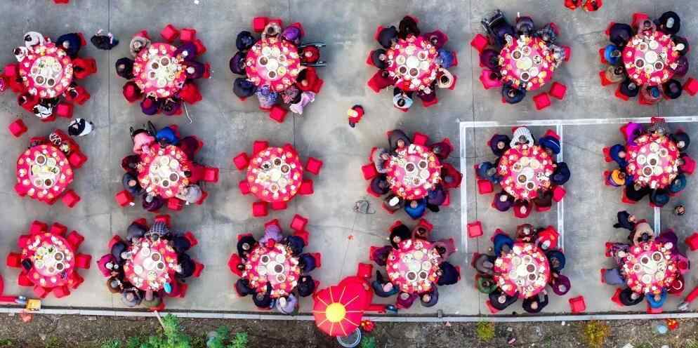  多彩活动迎重阳