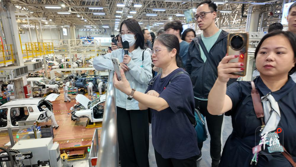 凯发K8国际首页|国美在线优惠券|探秘全运黑科技 机器人、飞