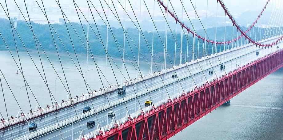  安徽铜陵：G3铜陵长江公铁大桥正式通车