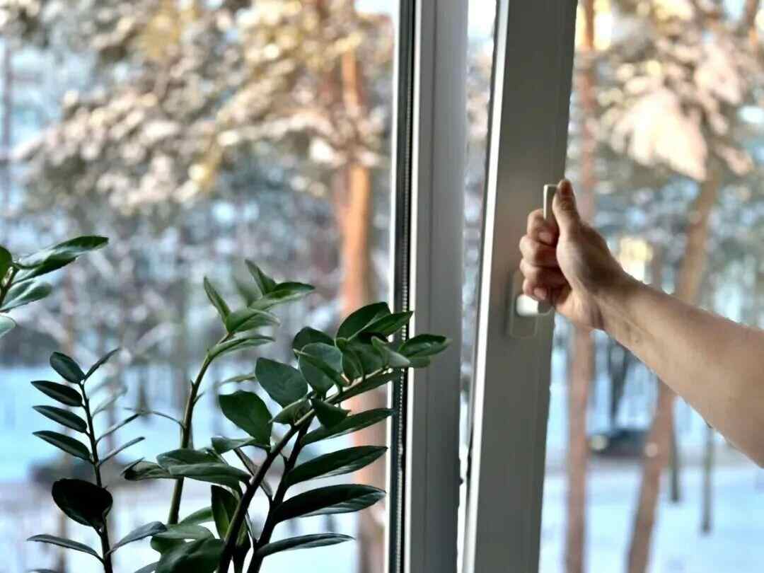 冬天不宜完全关闭门窗！随着时间的推移，经常