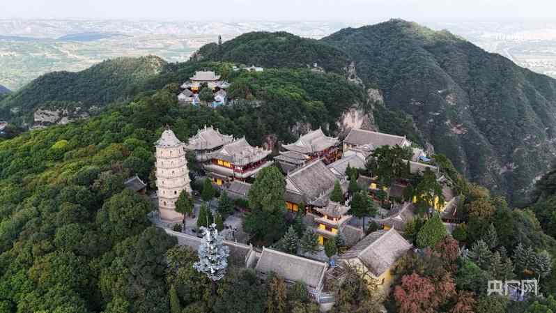 【你好，小镇】甘肃崆峒：文韵五峰