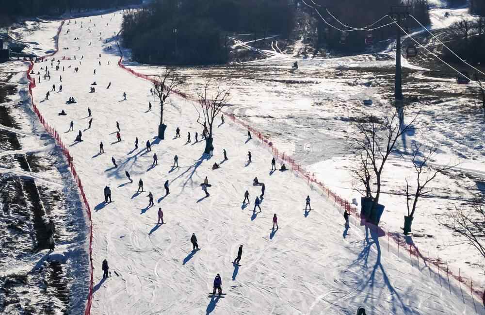 突破万亿元大关！一起来看看我国冰雪产业发展
