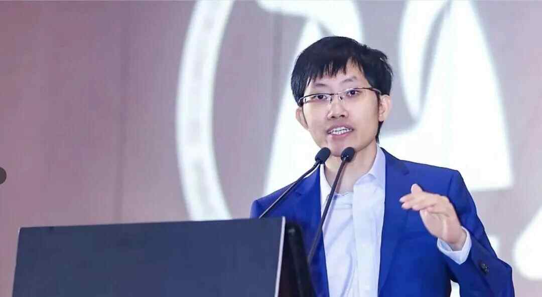 广东人梁文峰被大自然