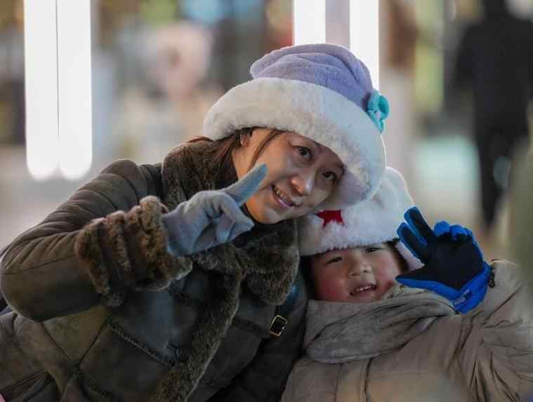  哈尔滨：漫步百年老街 徜徉流光溢彩冬日冰城