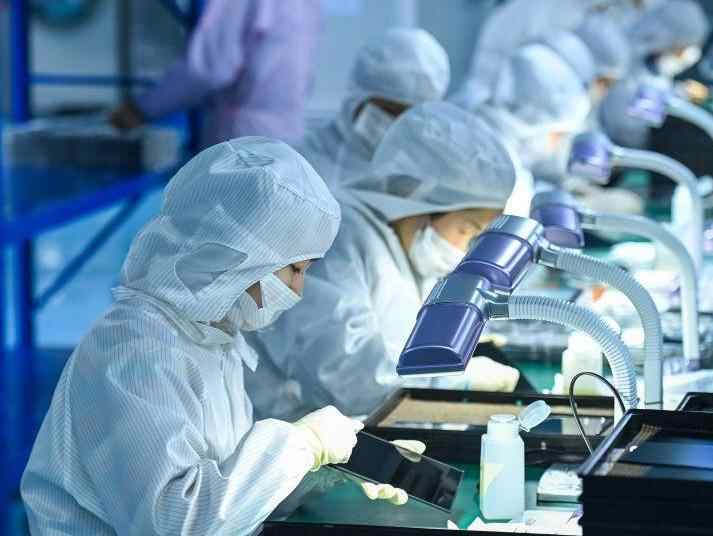  赶制订单忙生产 力争新年“开门红”