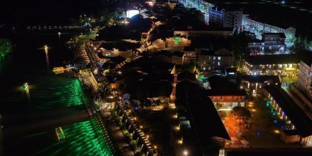 四百载崇仁古街焕新颜 特色夜游带旺乡村文旅