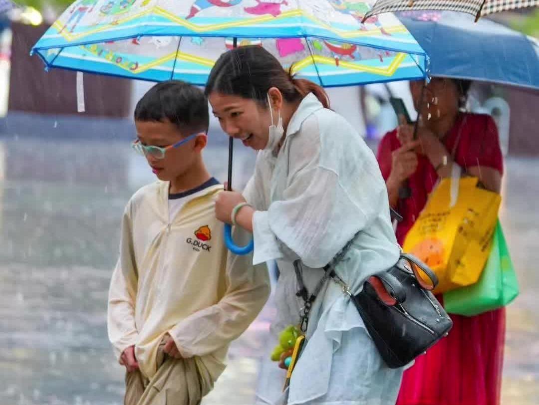  雨水来破高温局！未来3天广东局部有大暴雨