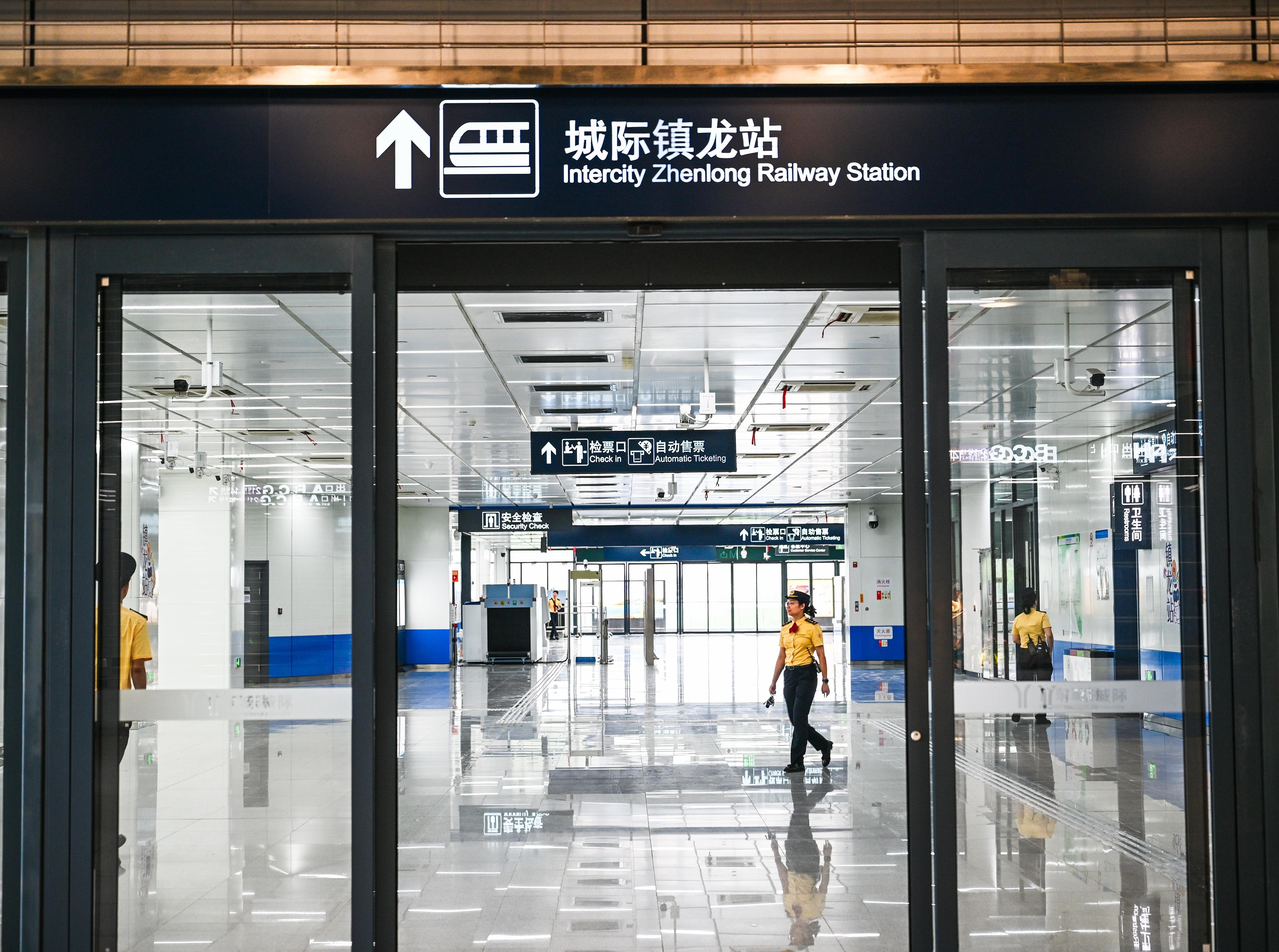  抢“鲜”试乘！穗深城际铁路全线即将贯通运营，广深两机场可直达