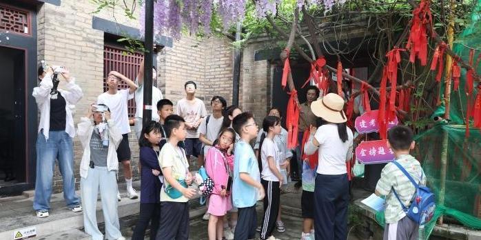  台胞青少年研学走进“孙子故里”：访古建、听曲艺