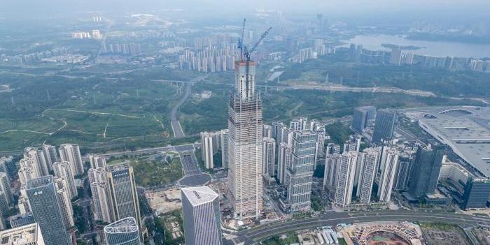  成都489米超高层项目建设高度超越当地已建成最高建筑