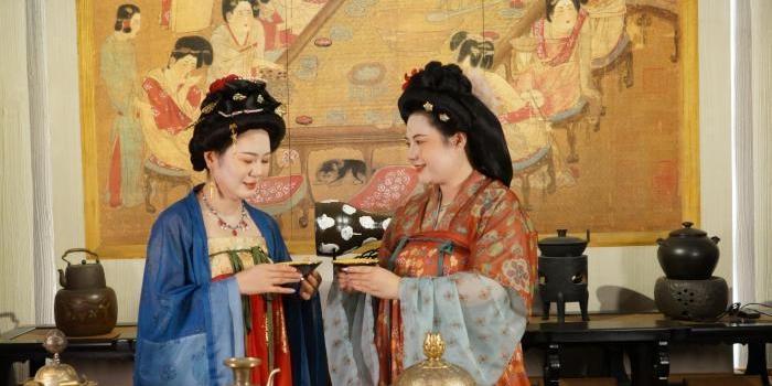  西安文创团队复原唐宫茶宴 借古礼传递东方风韵