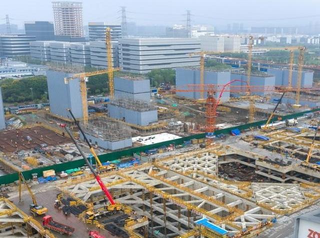 苏州东站S3区17号线超深基坑全速推进